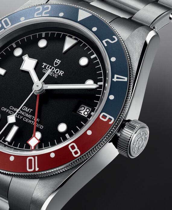 Tudor BLACK BAY GMT M79830RB-0001 Replica Watch